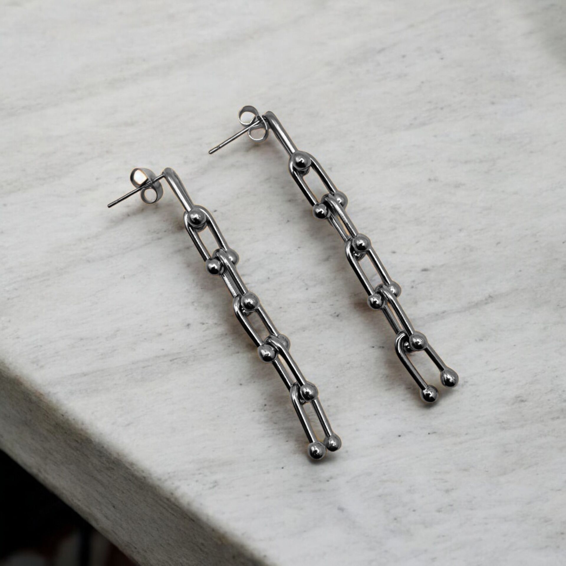 Modern Zincir Silver Çelik Küpe